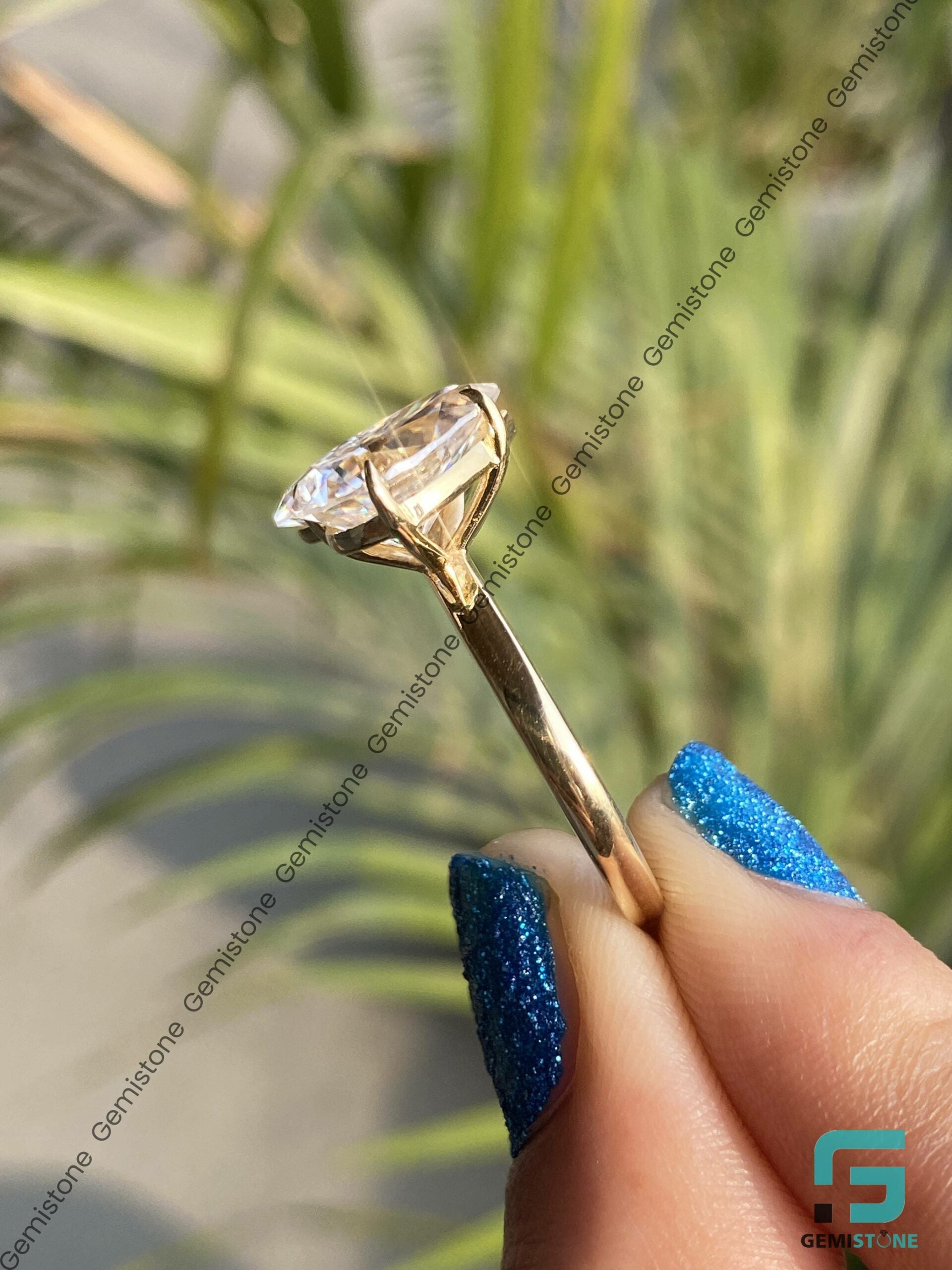 Yellow-Gold-Ring 