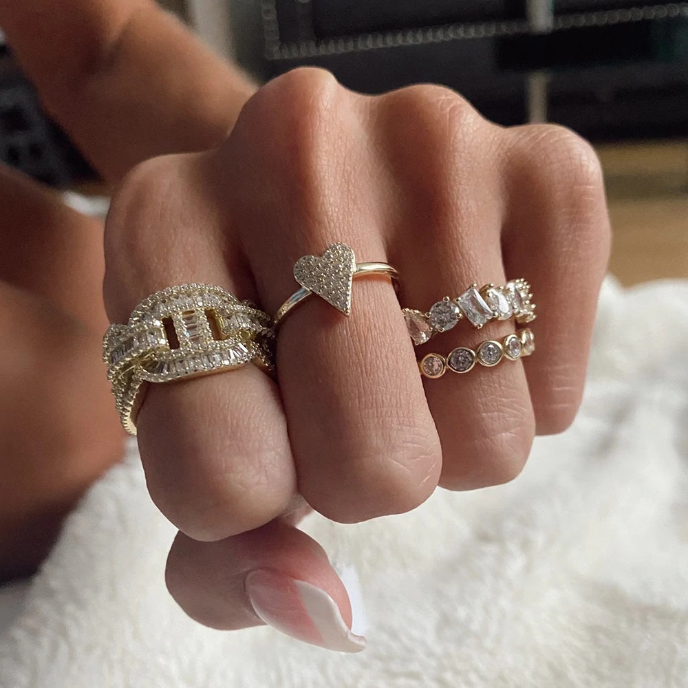chain-band-for-women-gemistone