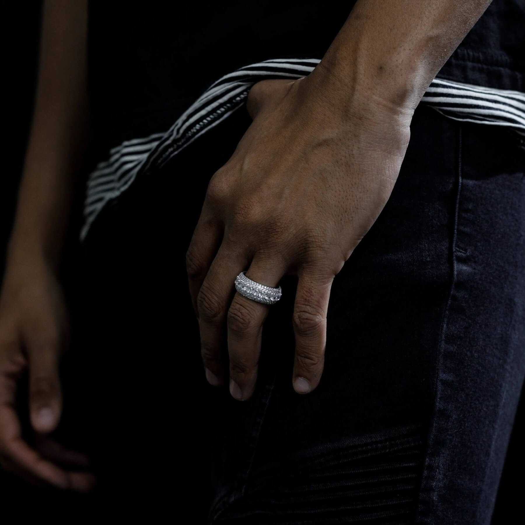 wedding-band-for-men-silver